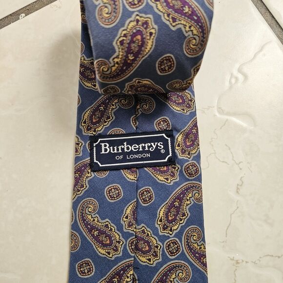 Vintage Burberrys Of London 100% Silk Paisley Tie Rare Pre-Name Change - Picture 5 of 7